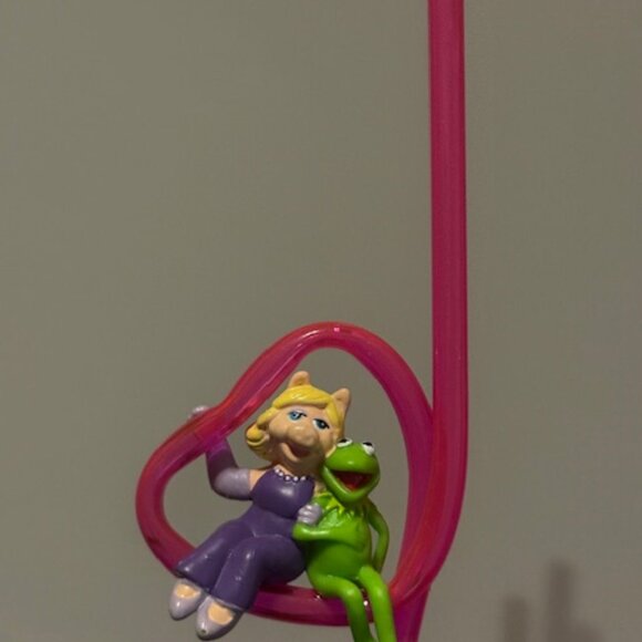 Vintage Kermit Miss Piggy Drinking Curly Straw Muppets Sipper Applause Cup Mug - Picture 2 of 3